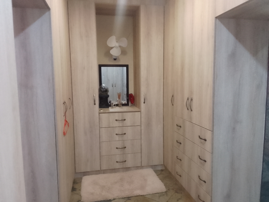 Commercial Property for Sale in Schylock A H North West